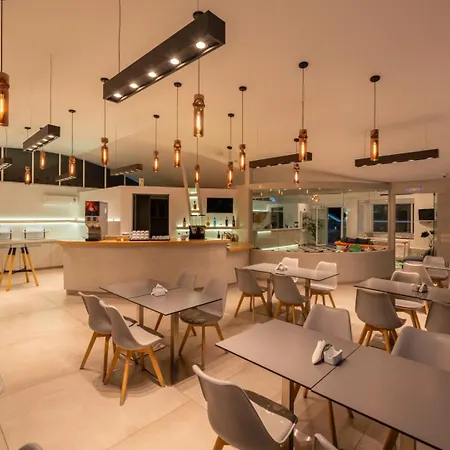 My Life 4* סנטוריני