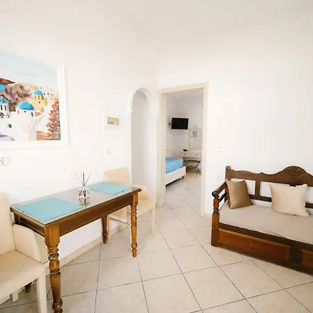 My Life 4* Fira (Santorini)