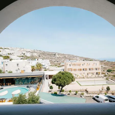 My Life Fira (Santorini)