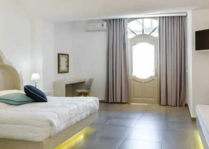 My Life Hotel Fira (Santorini)