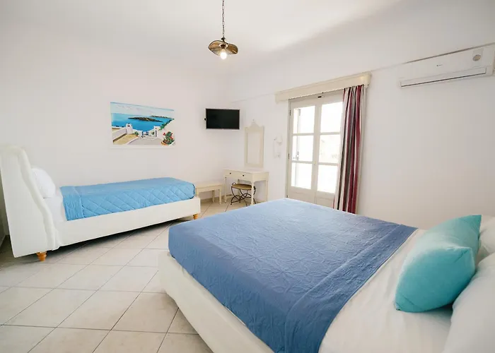 My Life 4* Fira (Santorini)