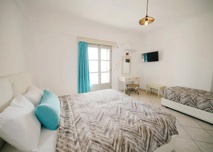 My Life Hotel Fira (Santorini)