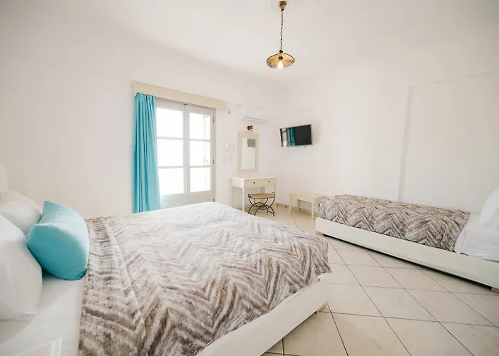 My Life Hotel Fira (Santorini)