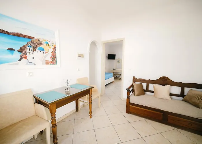 My Life 4* Fira (Santorini)