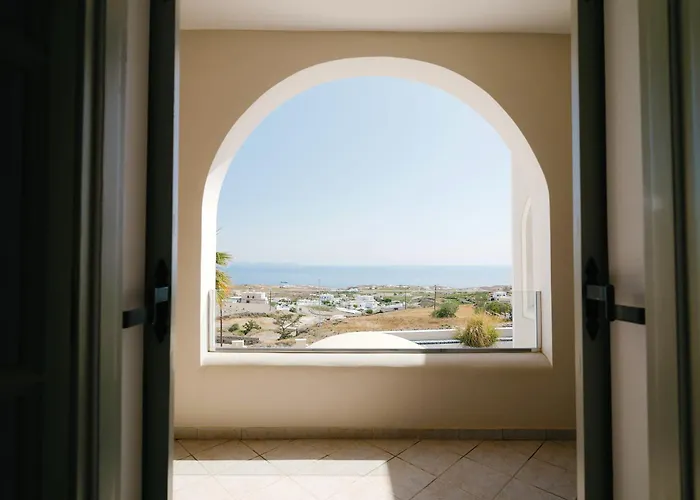 My Life 4* Fira (Santorini)